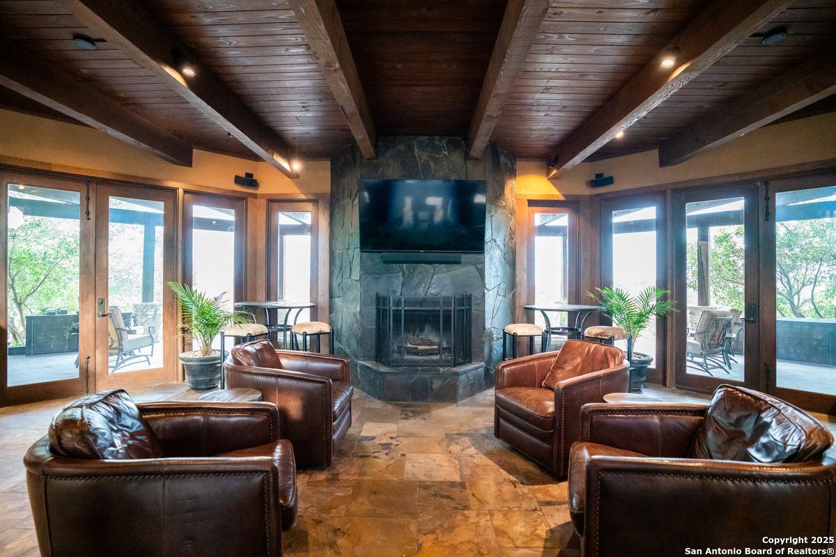 225 Valley View Ranch