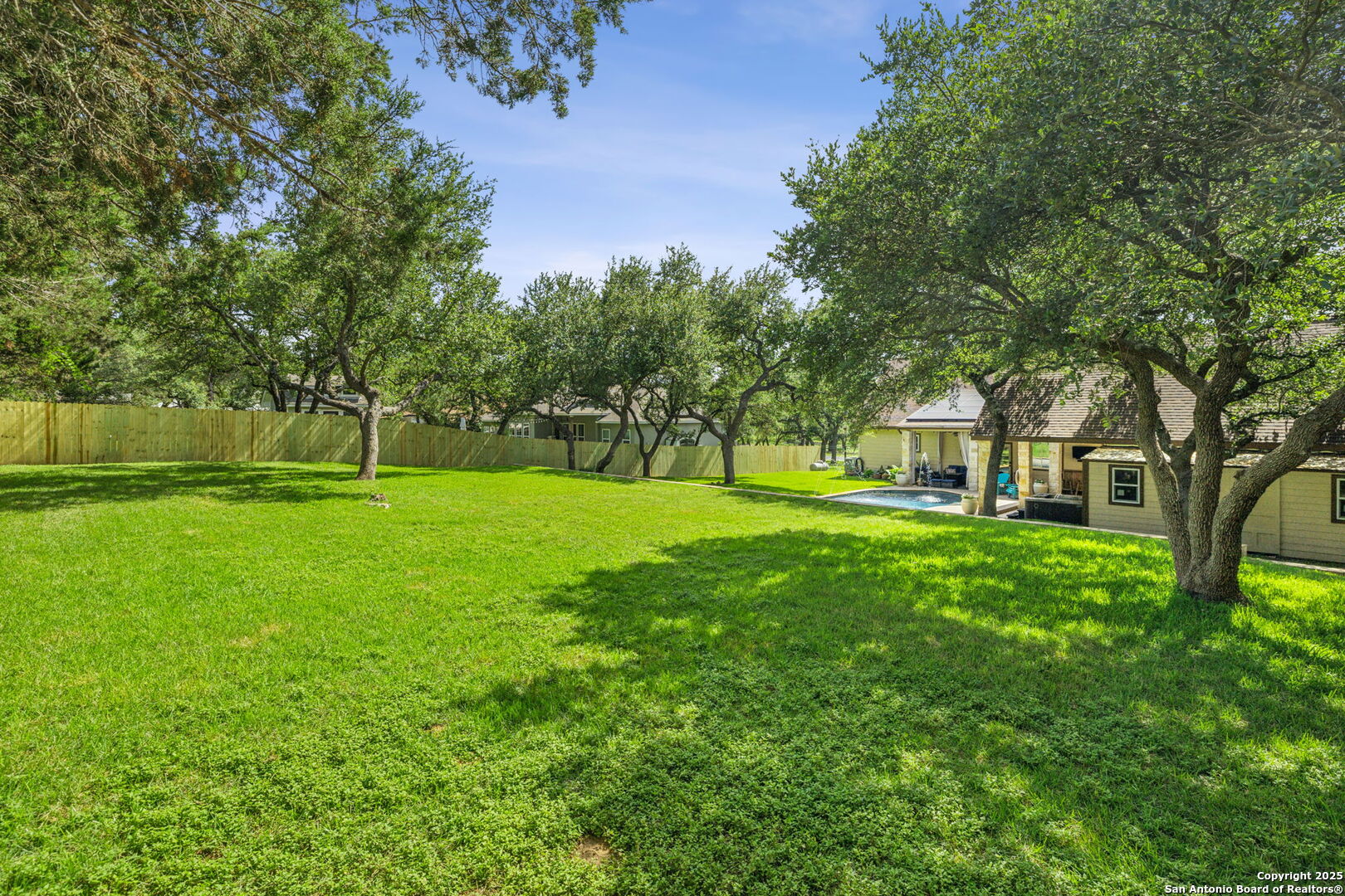 27322 Sherwood Forest Dr