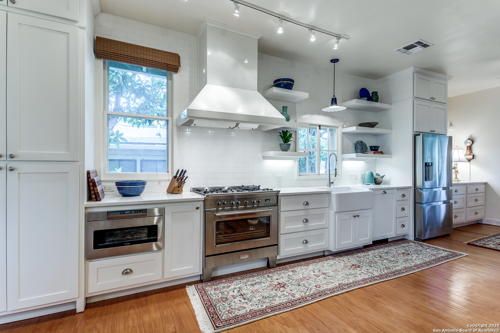 158 Laurel Heights