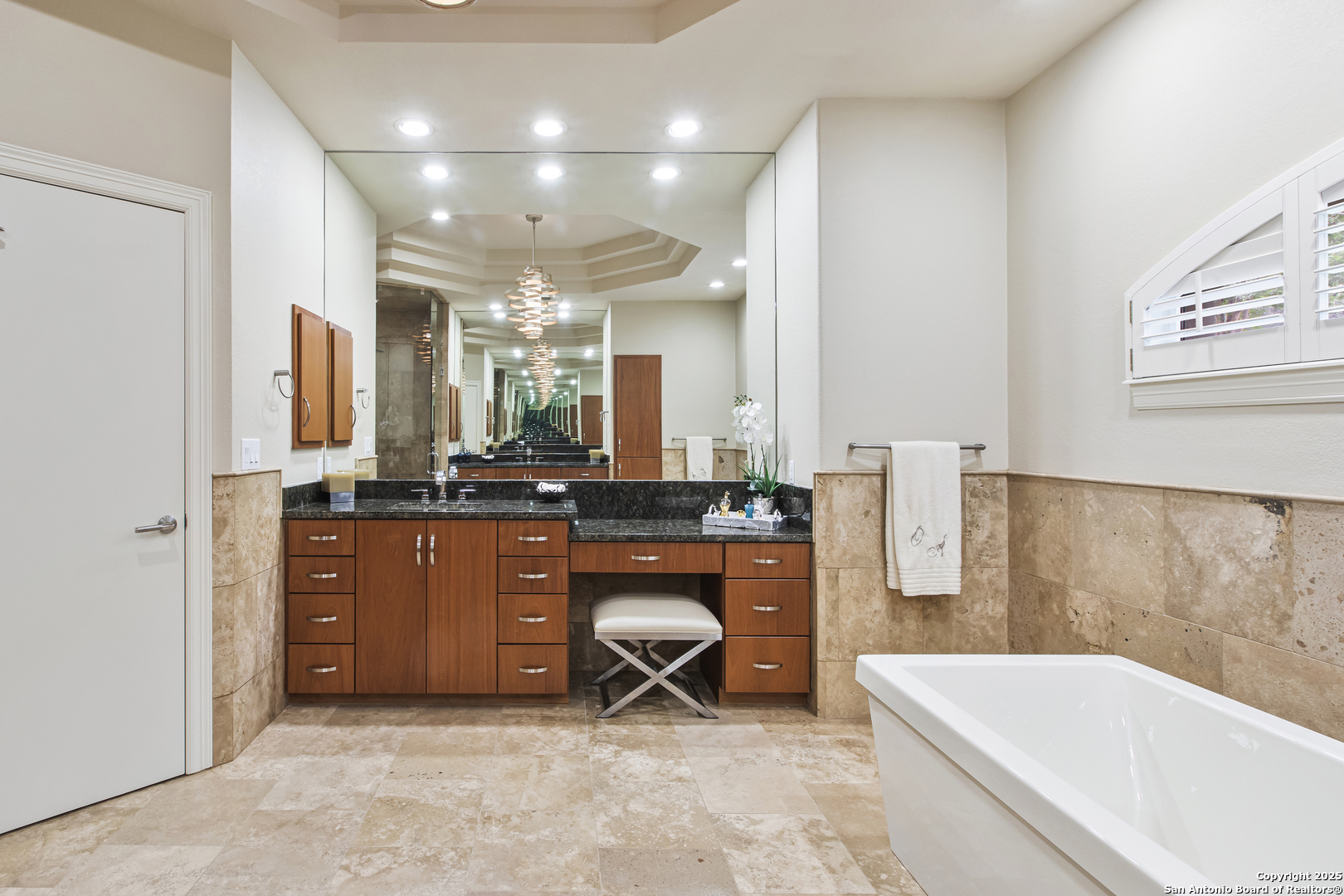 11835 Elmscourt