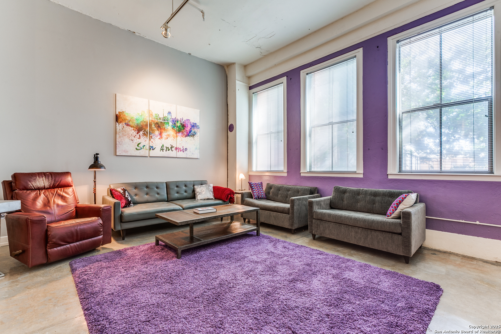 1401 S Flores APT 2