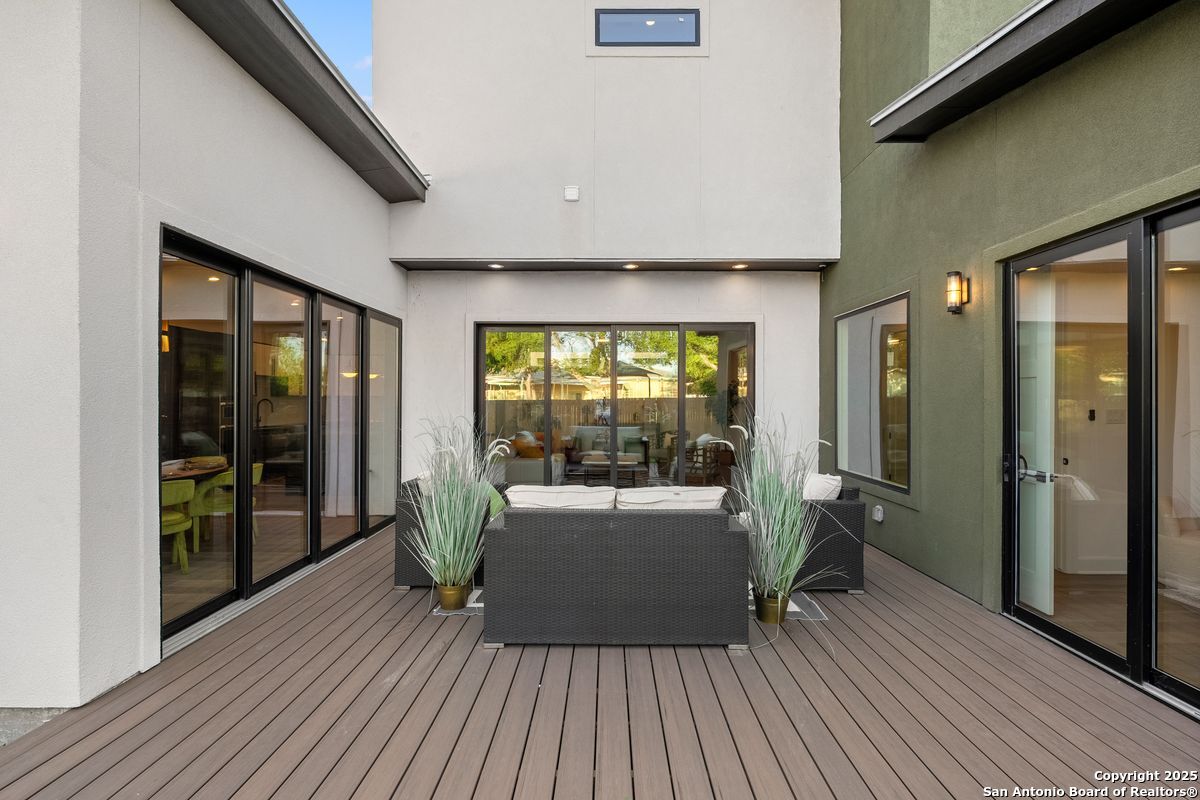 238 Cassiano St