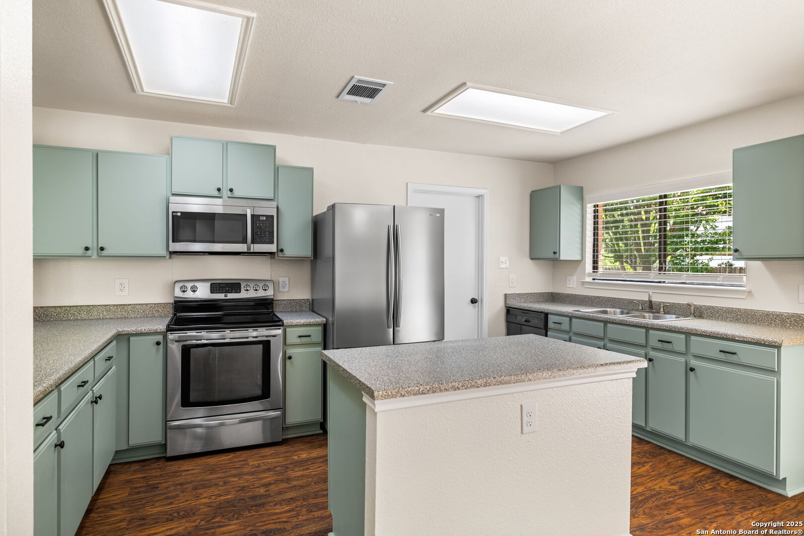 10030 Silverbrook