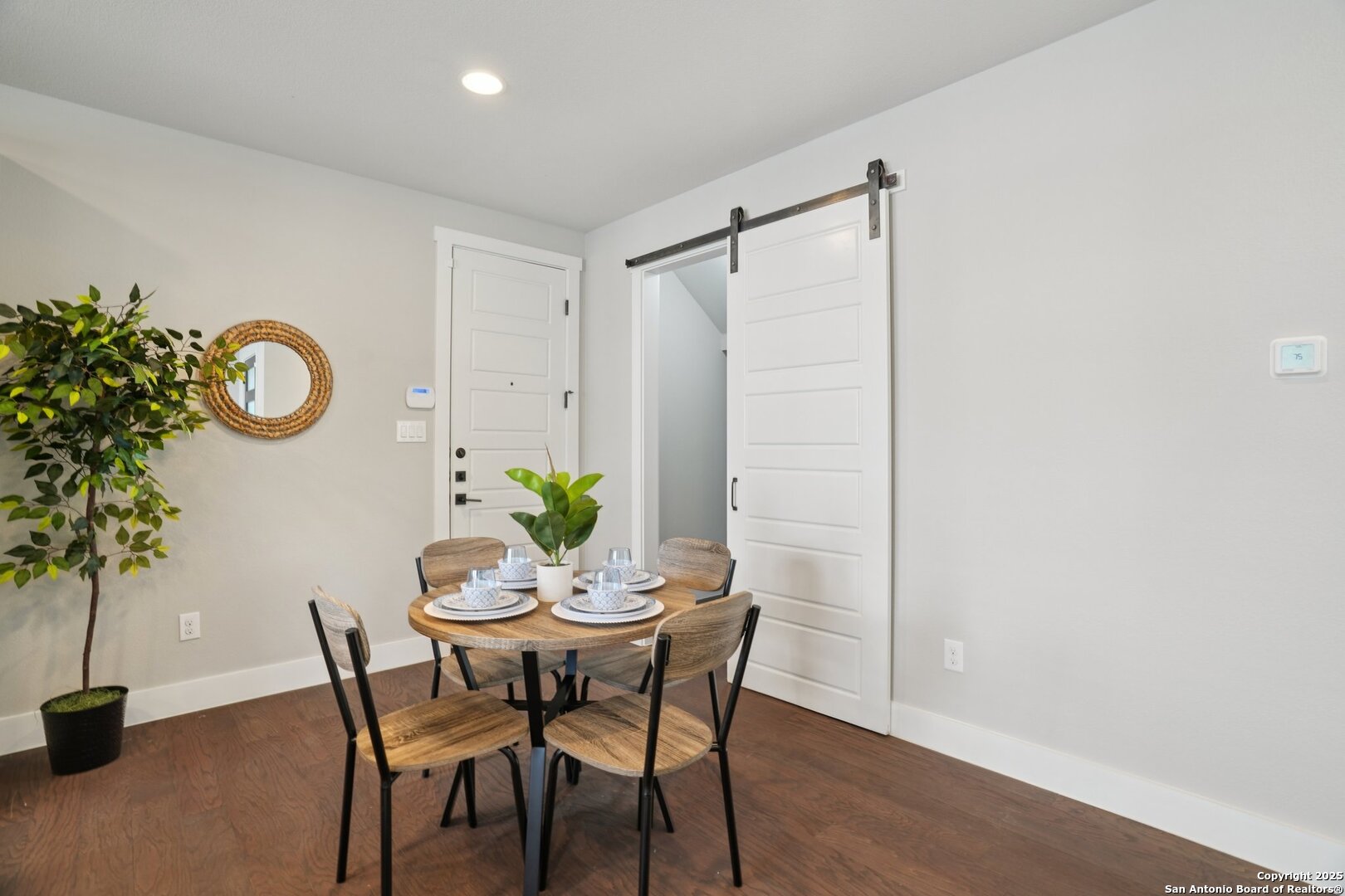 140 Claremont 101