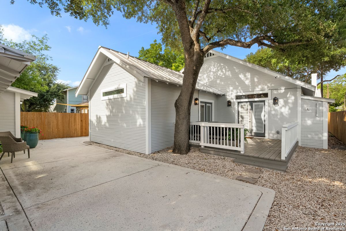 510 Adams St.
