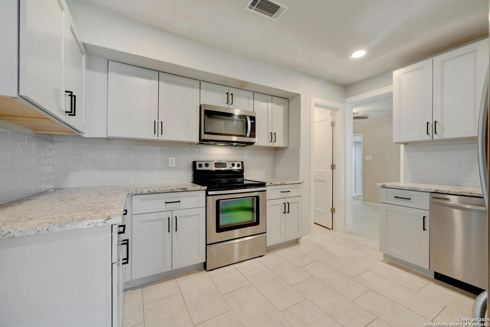 148 chevy chase