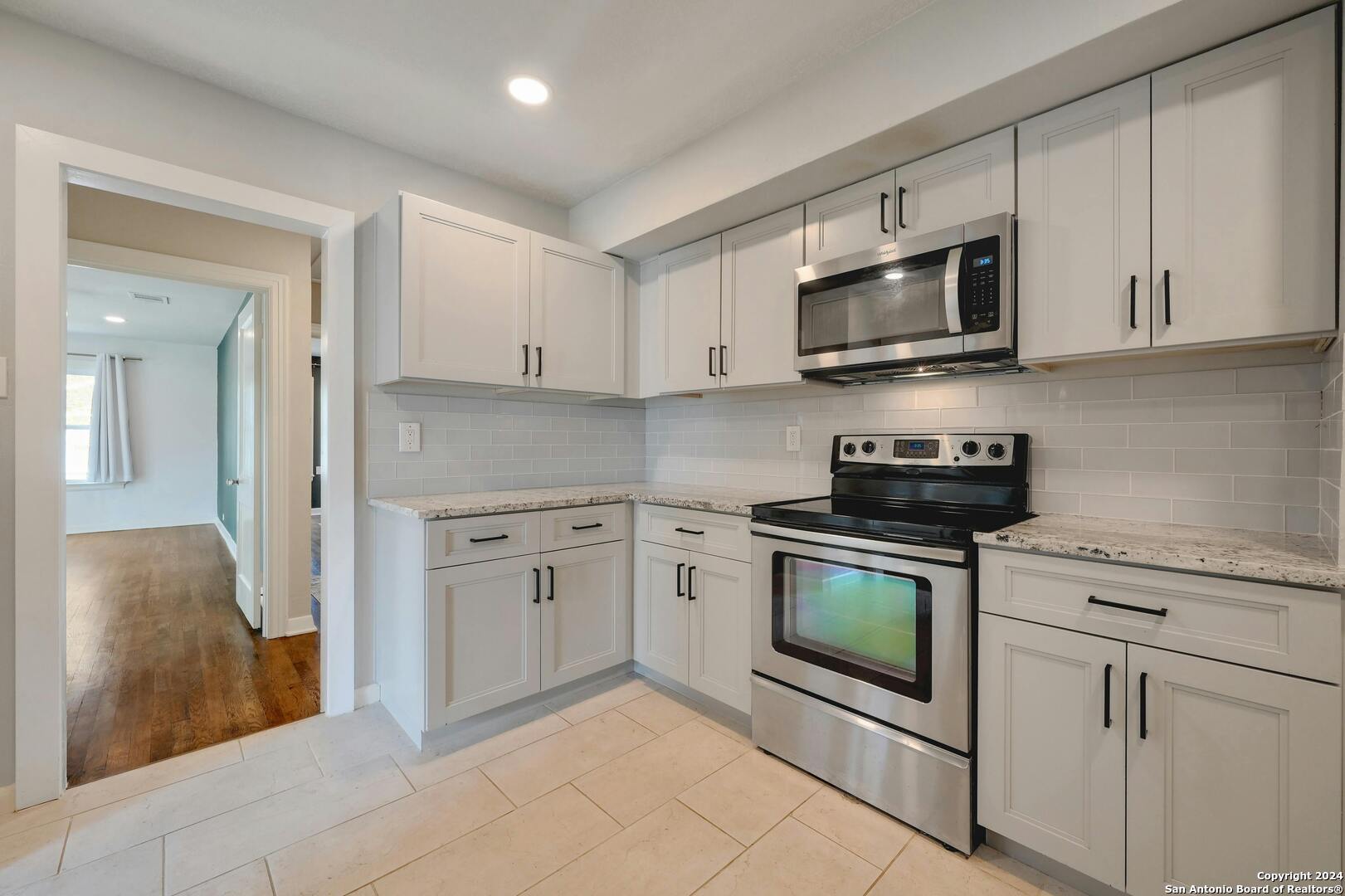 148 chevy chase