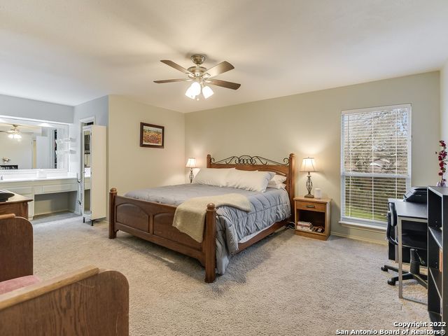 1323 E BITTERS RD