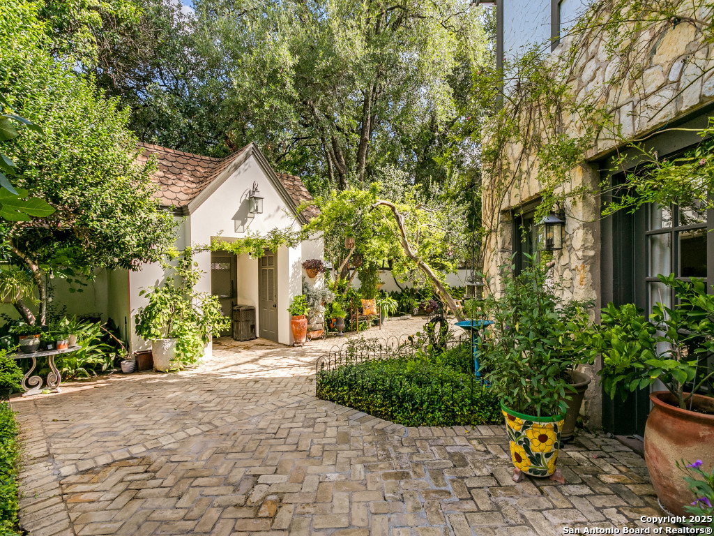 131 Park Dr