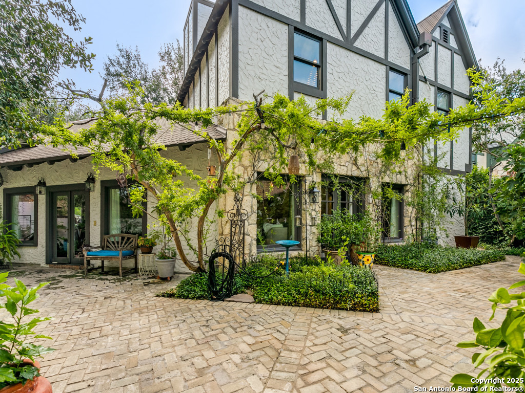 131 Park Dr