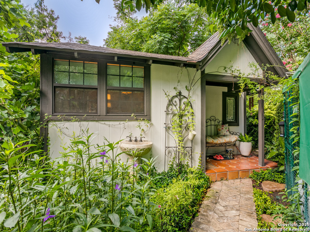 131 Park Dr