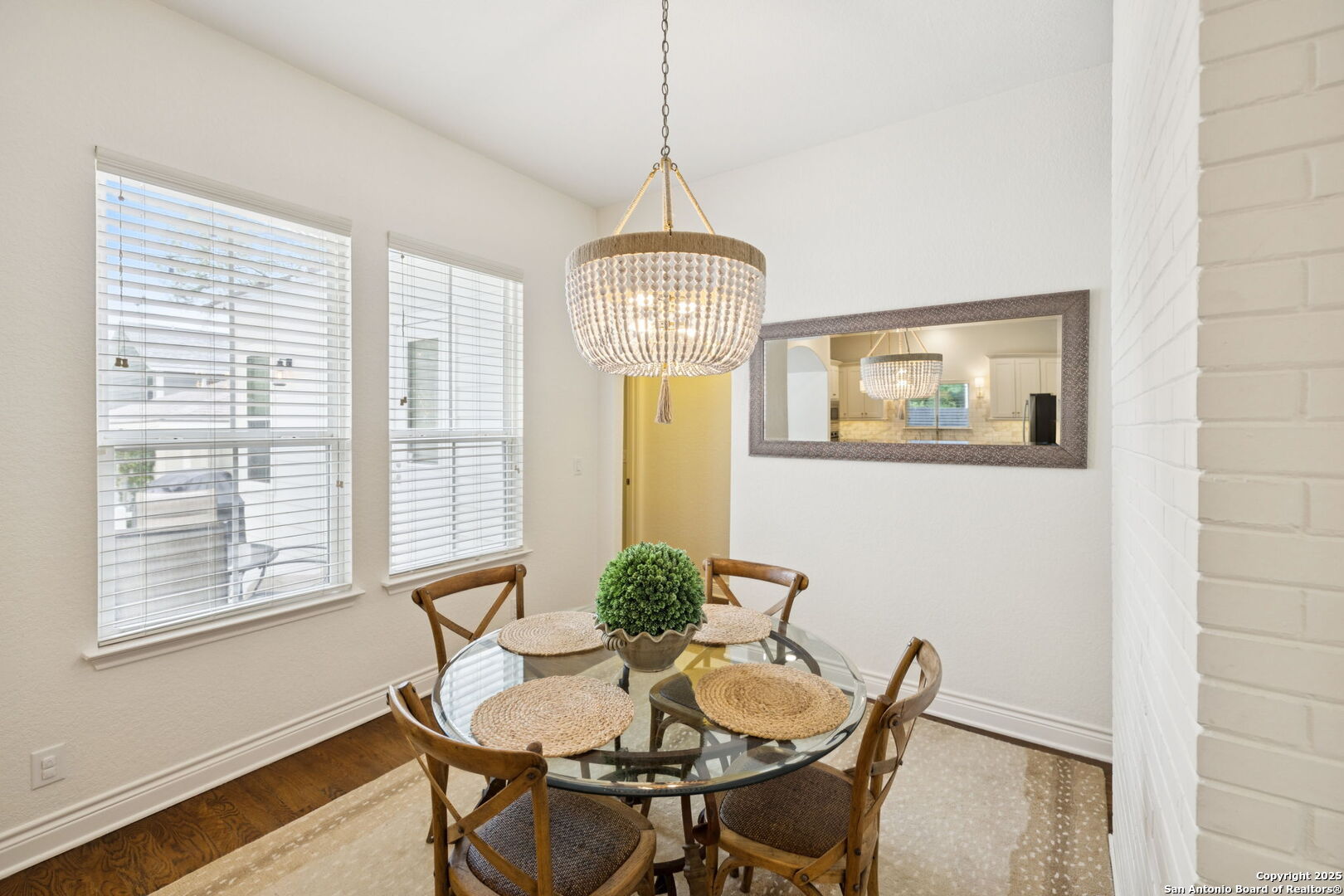 235 E Fair Oaks
