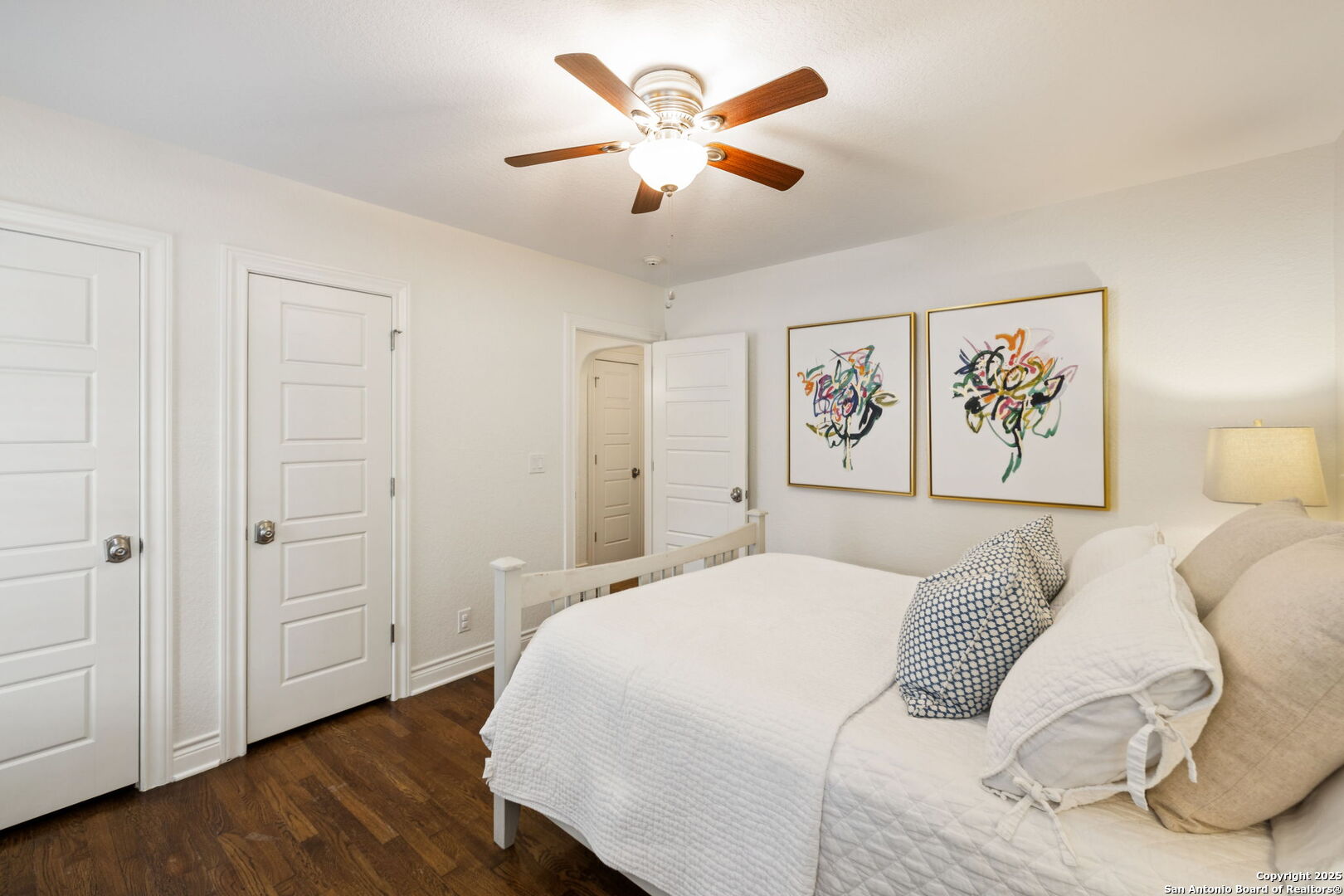 235 E Fair Oaks