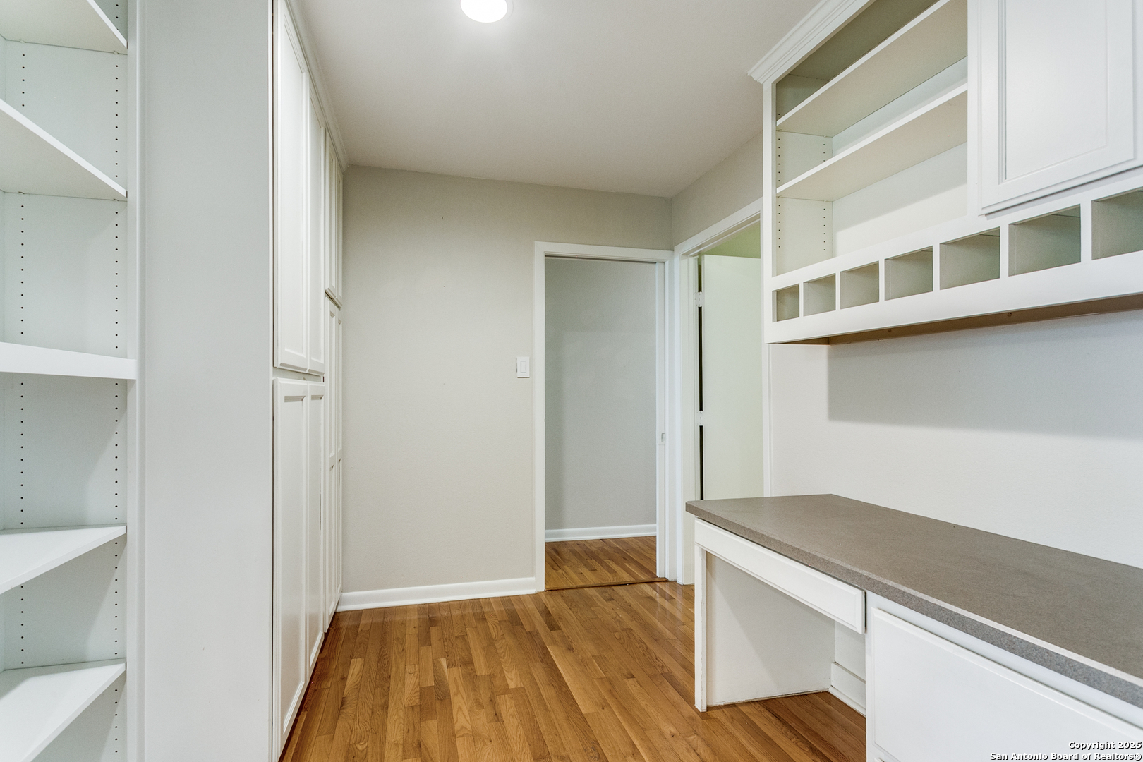 411 E Nottingham