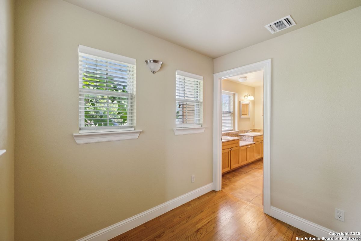 214 Vance St