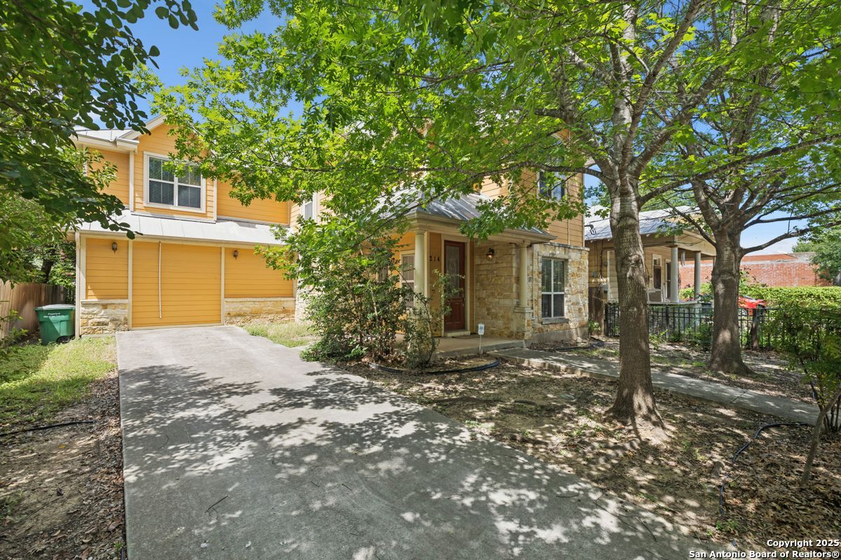 214 Vance St