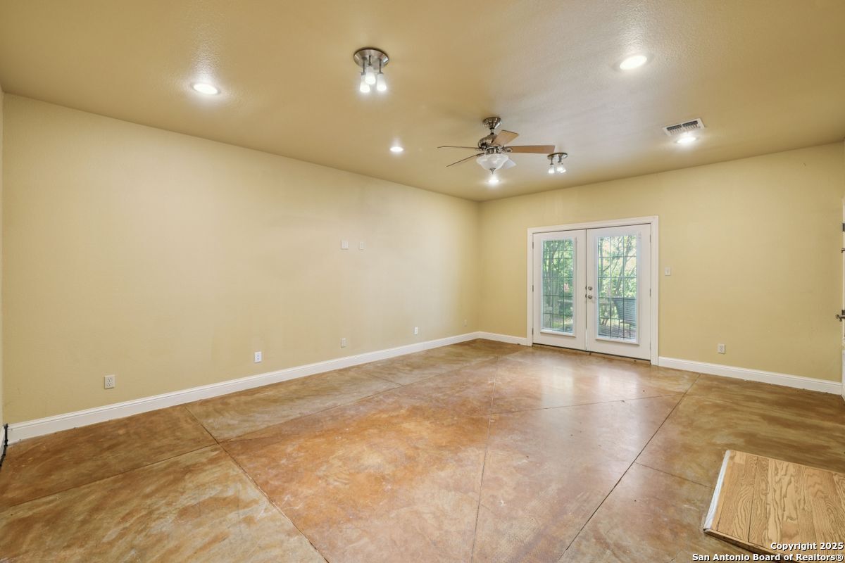 214 Vance St
