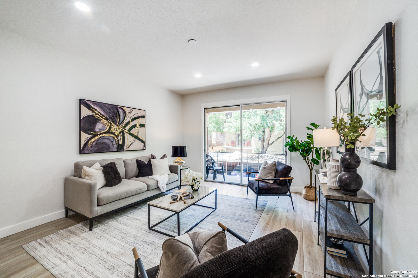 7711 Broadway 11B