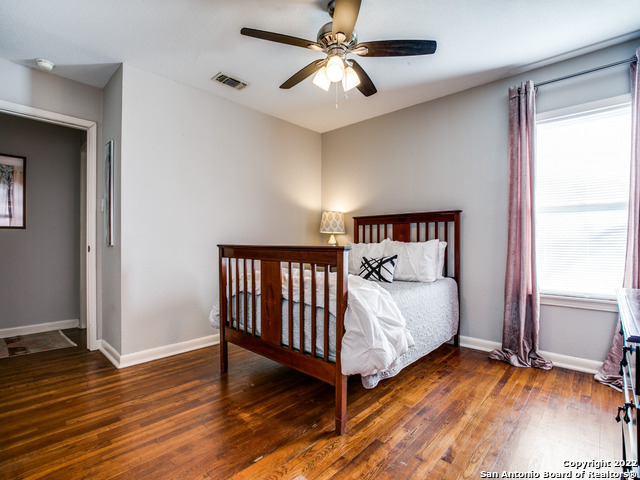 115 BLAKELEY DR