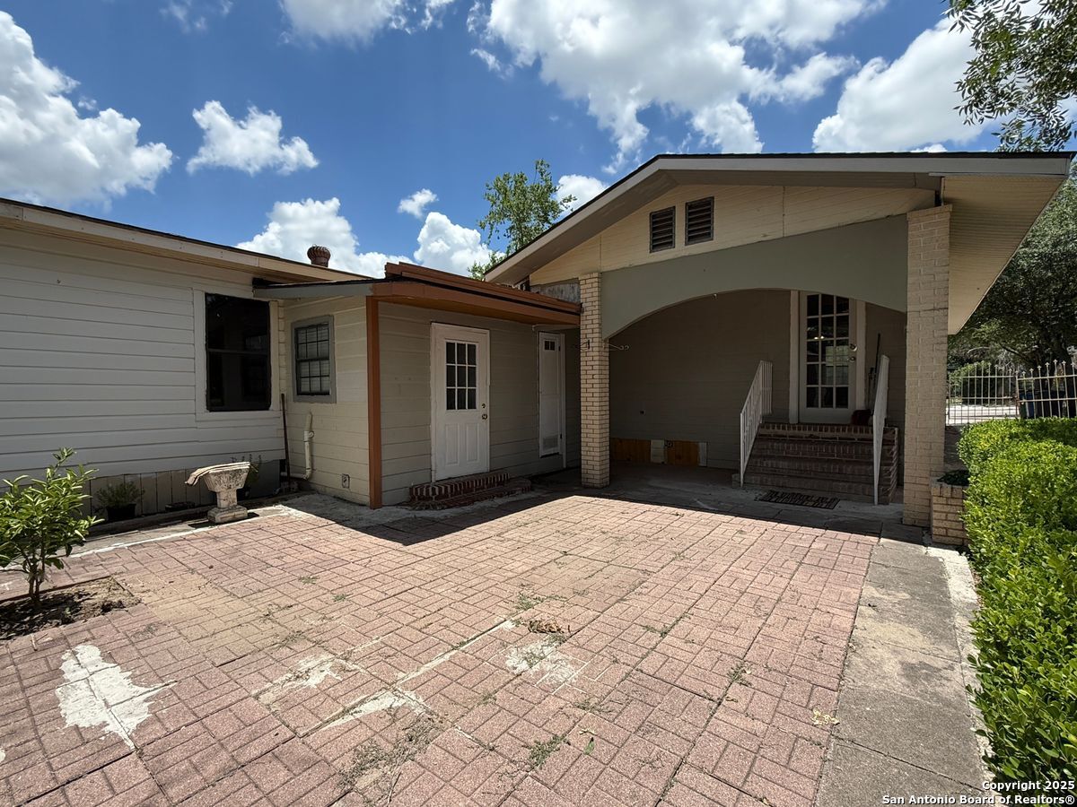 1226 NW 36th