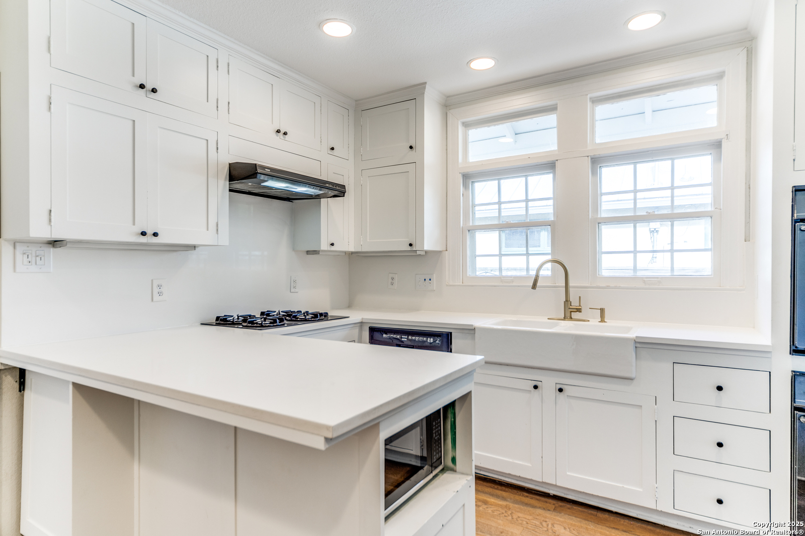 221 redwood