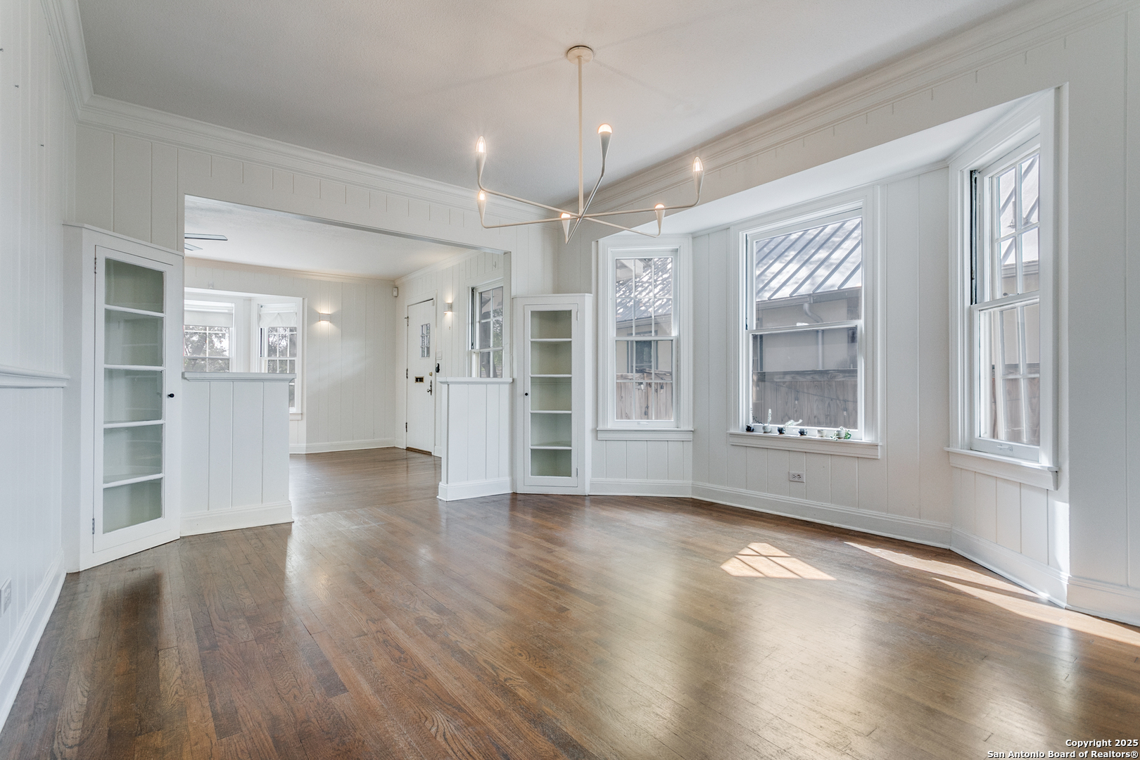 221 redwood