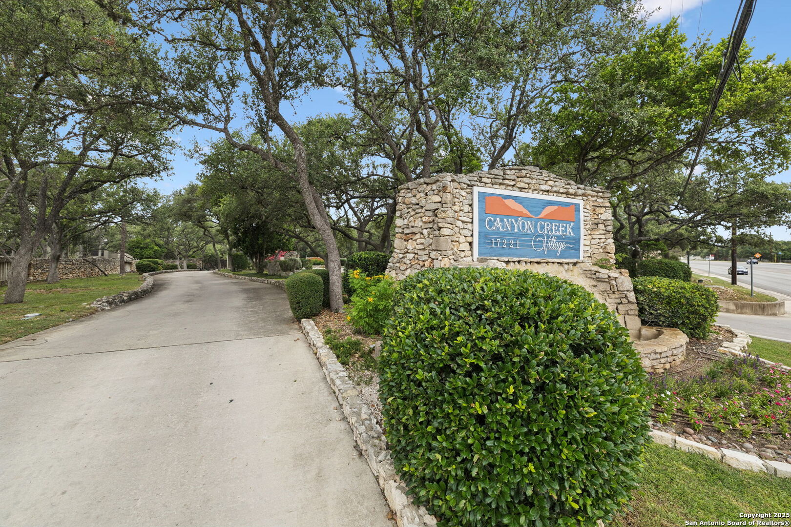 1411 Saint Andrews -