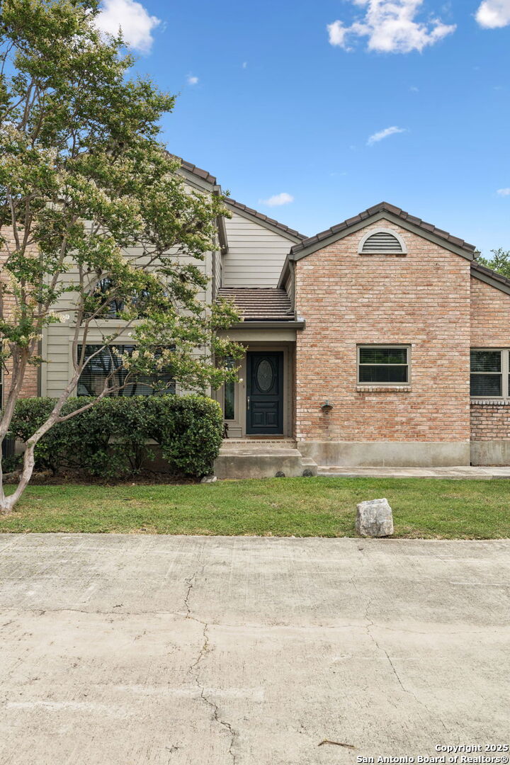 1411 Saint Andrews -