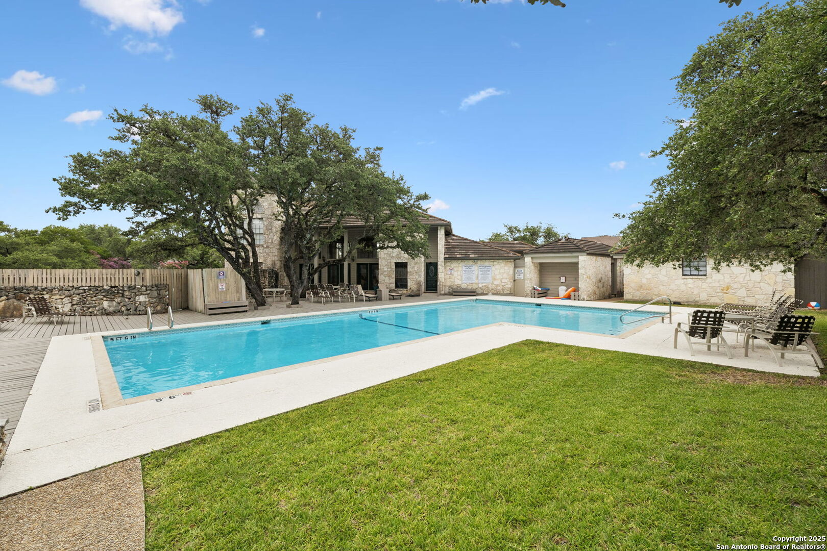 1411 Saint Andrews -