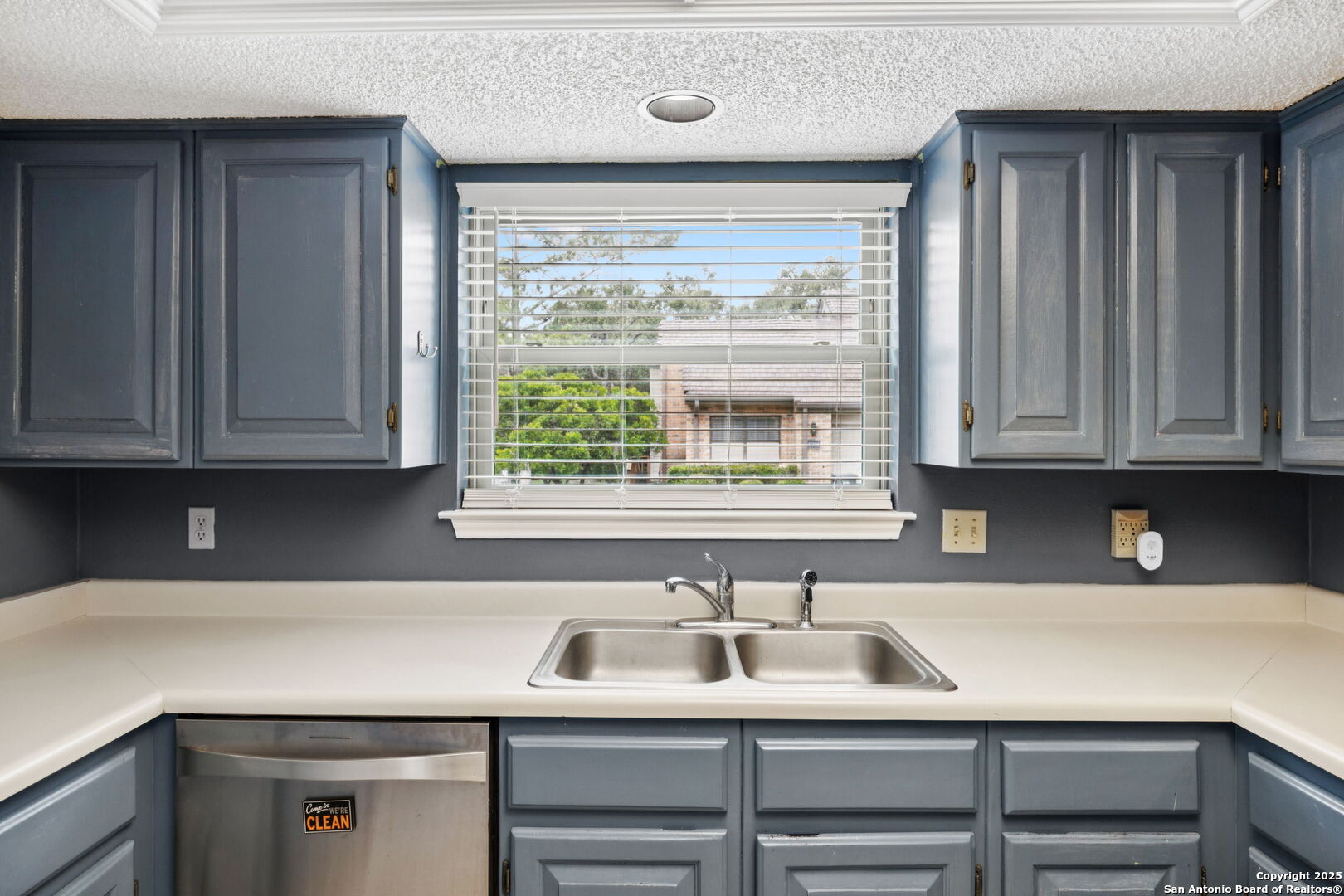 1411 Saint Andrews -