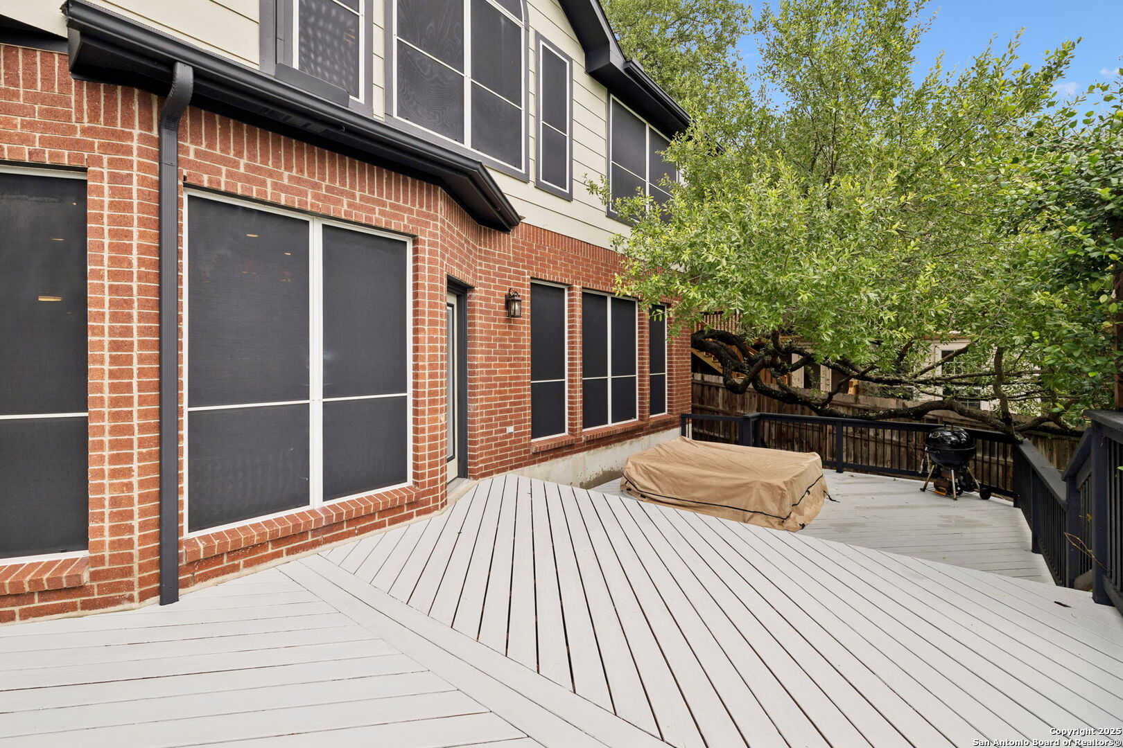 2504 Woodbridge