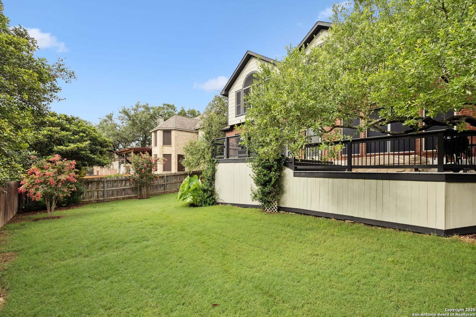2504 Woodbridge