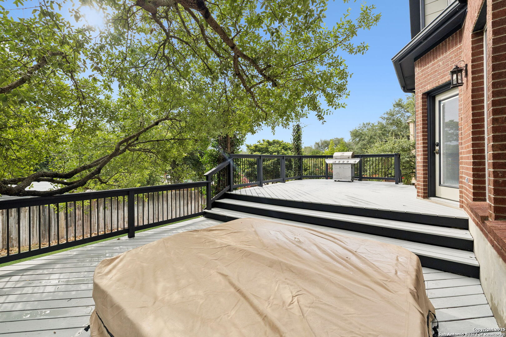2504 Woodbridge