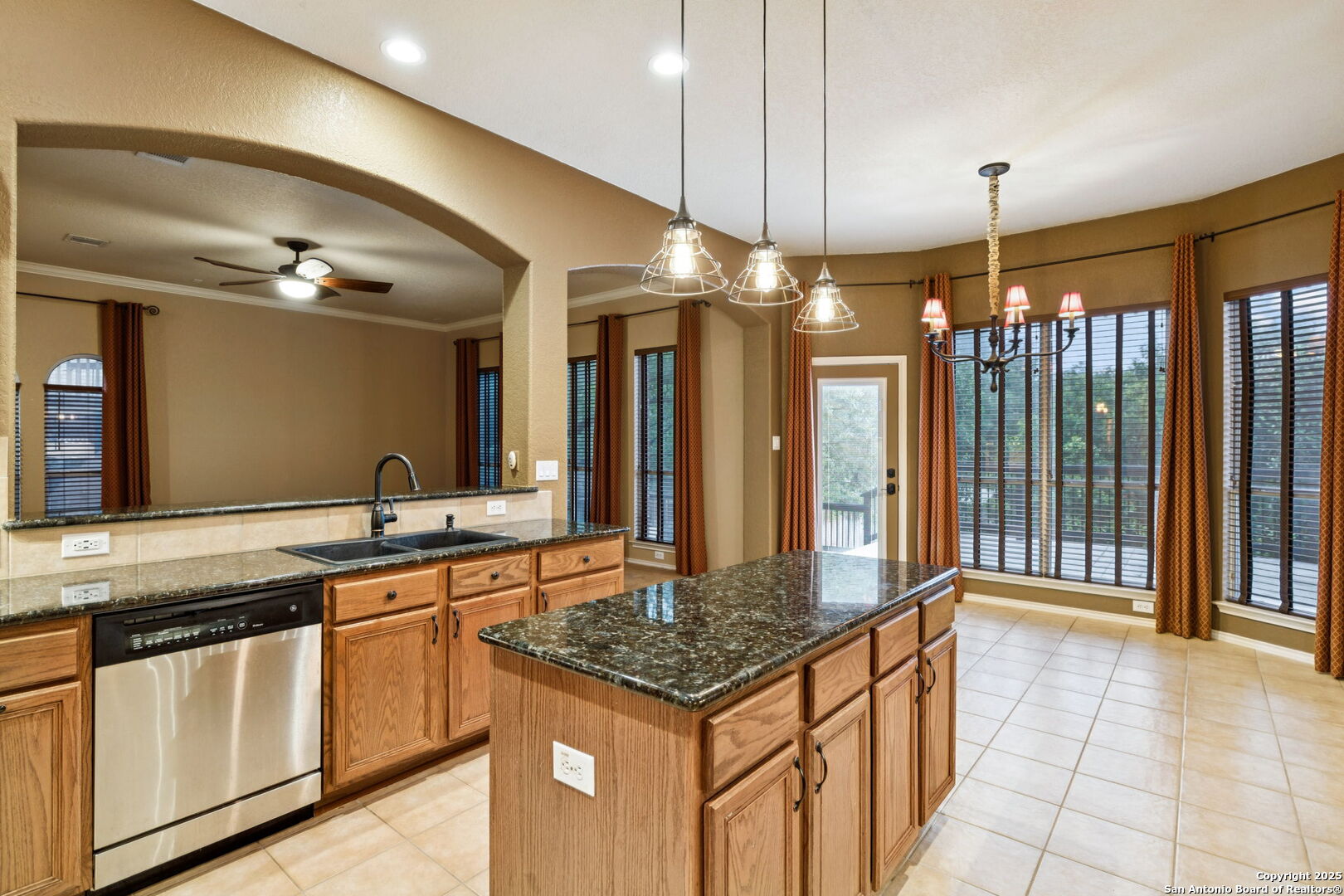 2504 Woodbridge