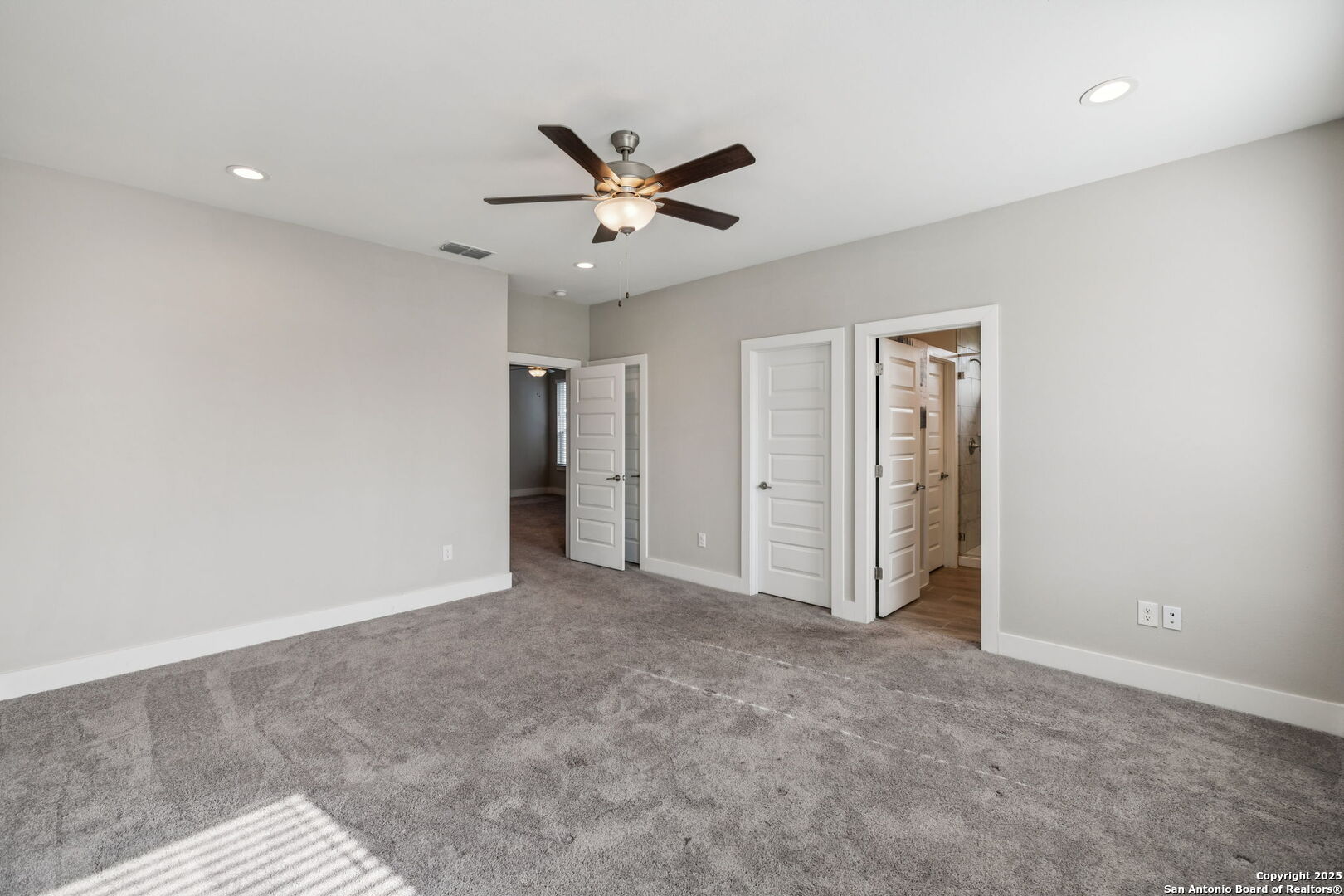 1511 E Sandalwood Ln #10