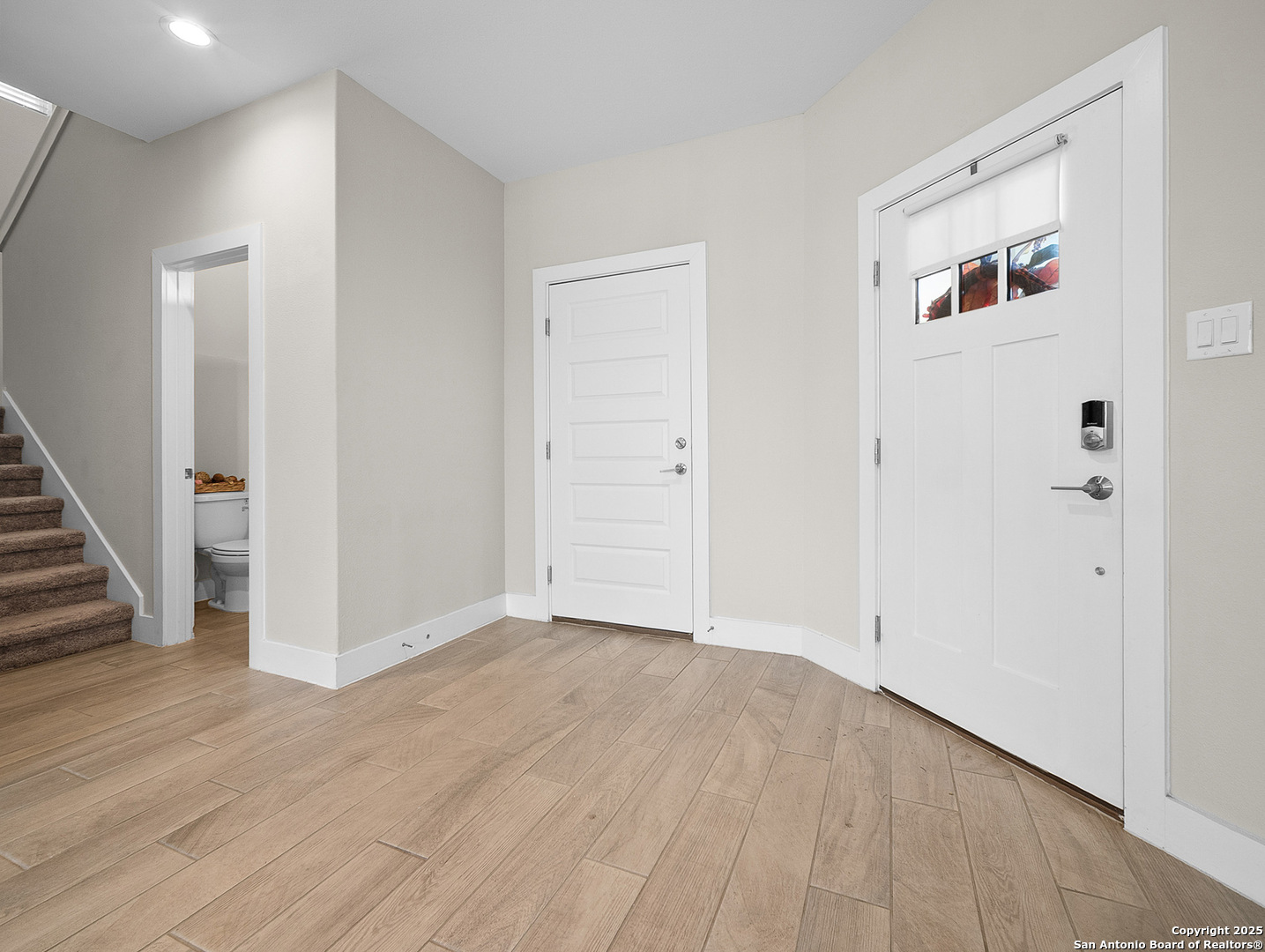 1511 E Sandalwood Ln #10