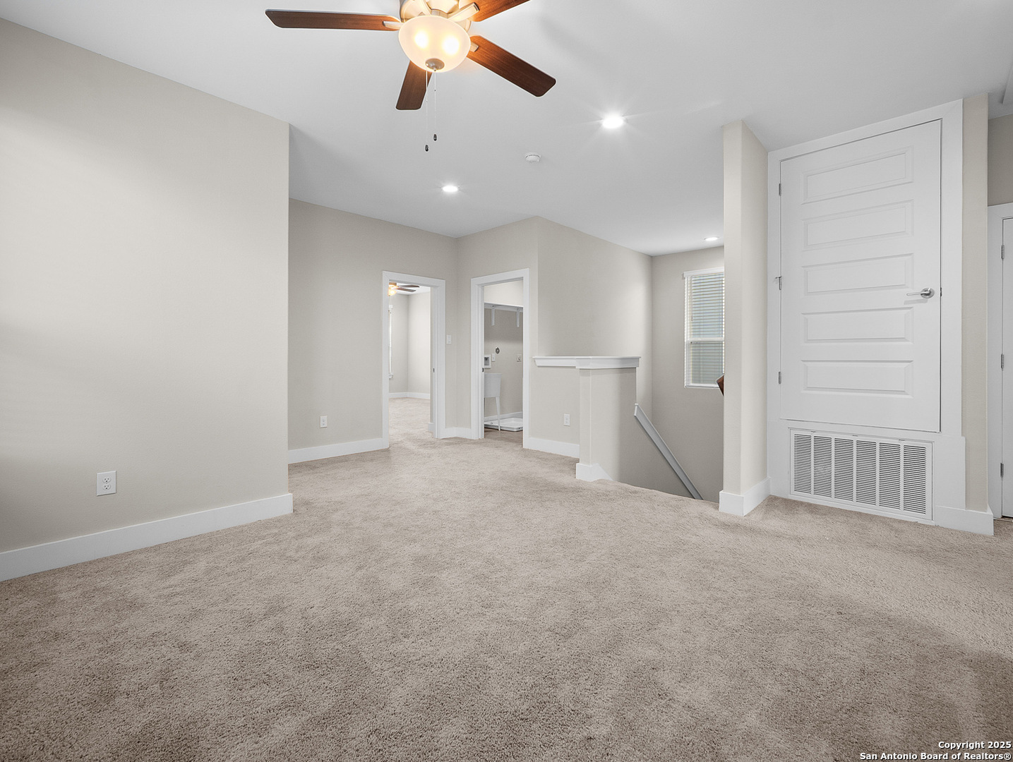 1511 E Sandalwood Ln #10