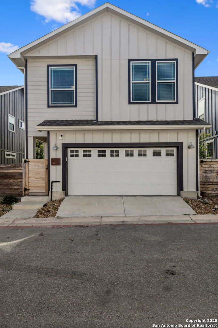 1511 E Sandalwood Ln #10