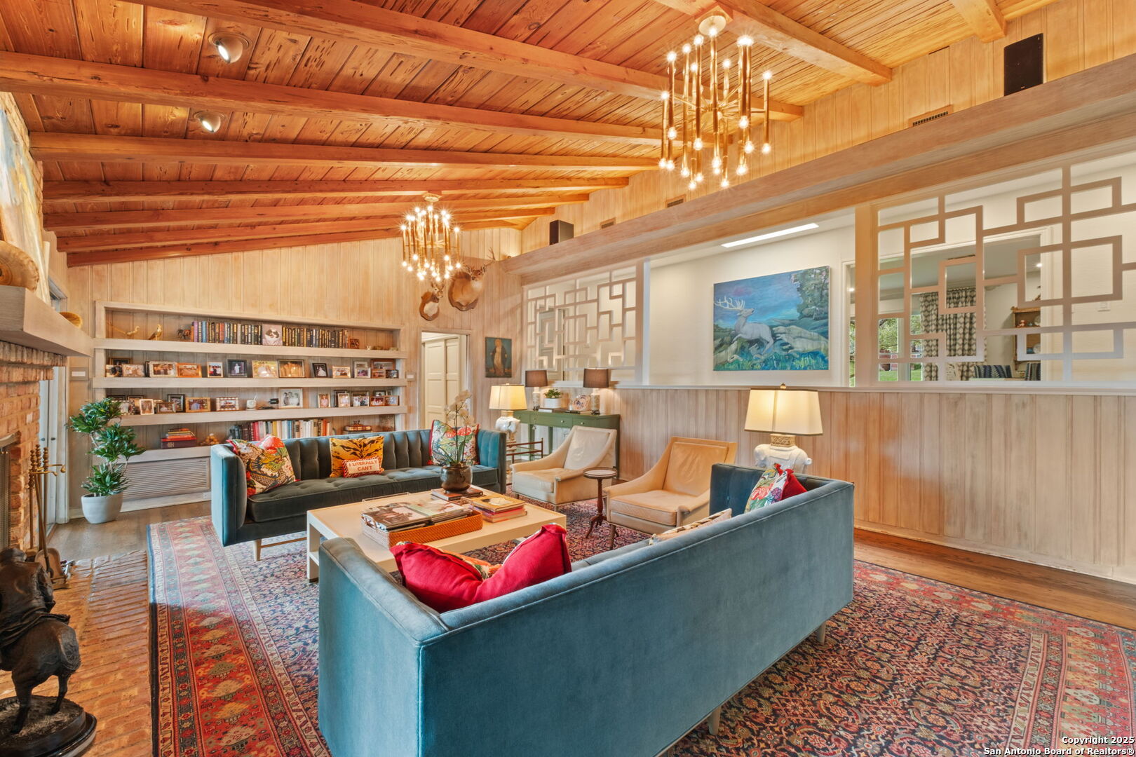 701 Ridgemont