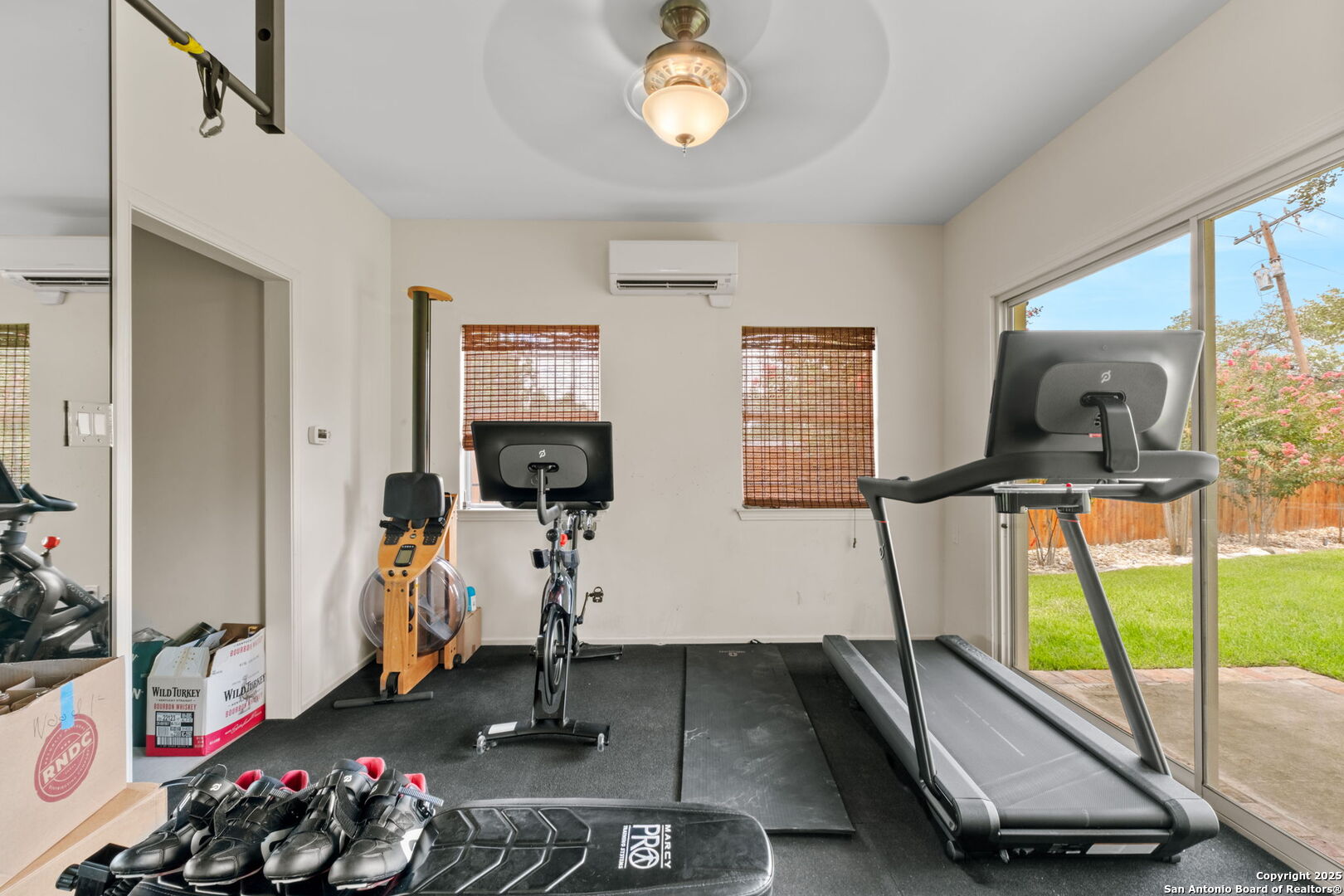 701 Ridgemont
