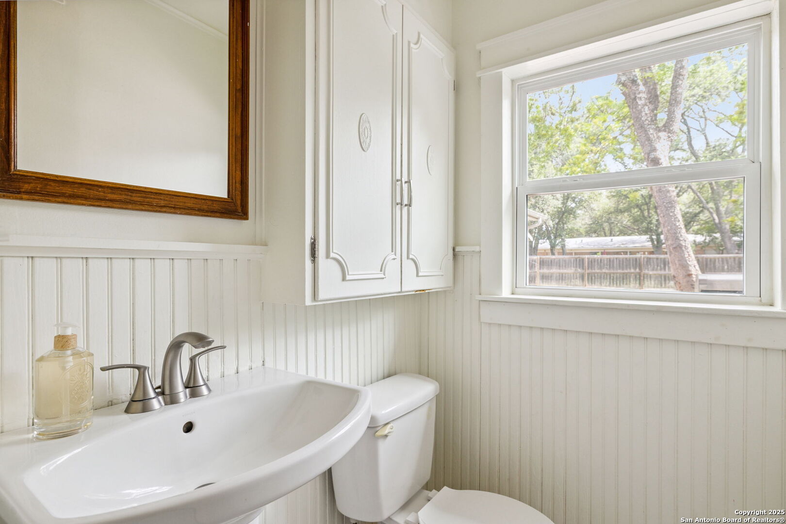 403 Larkwood