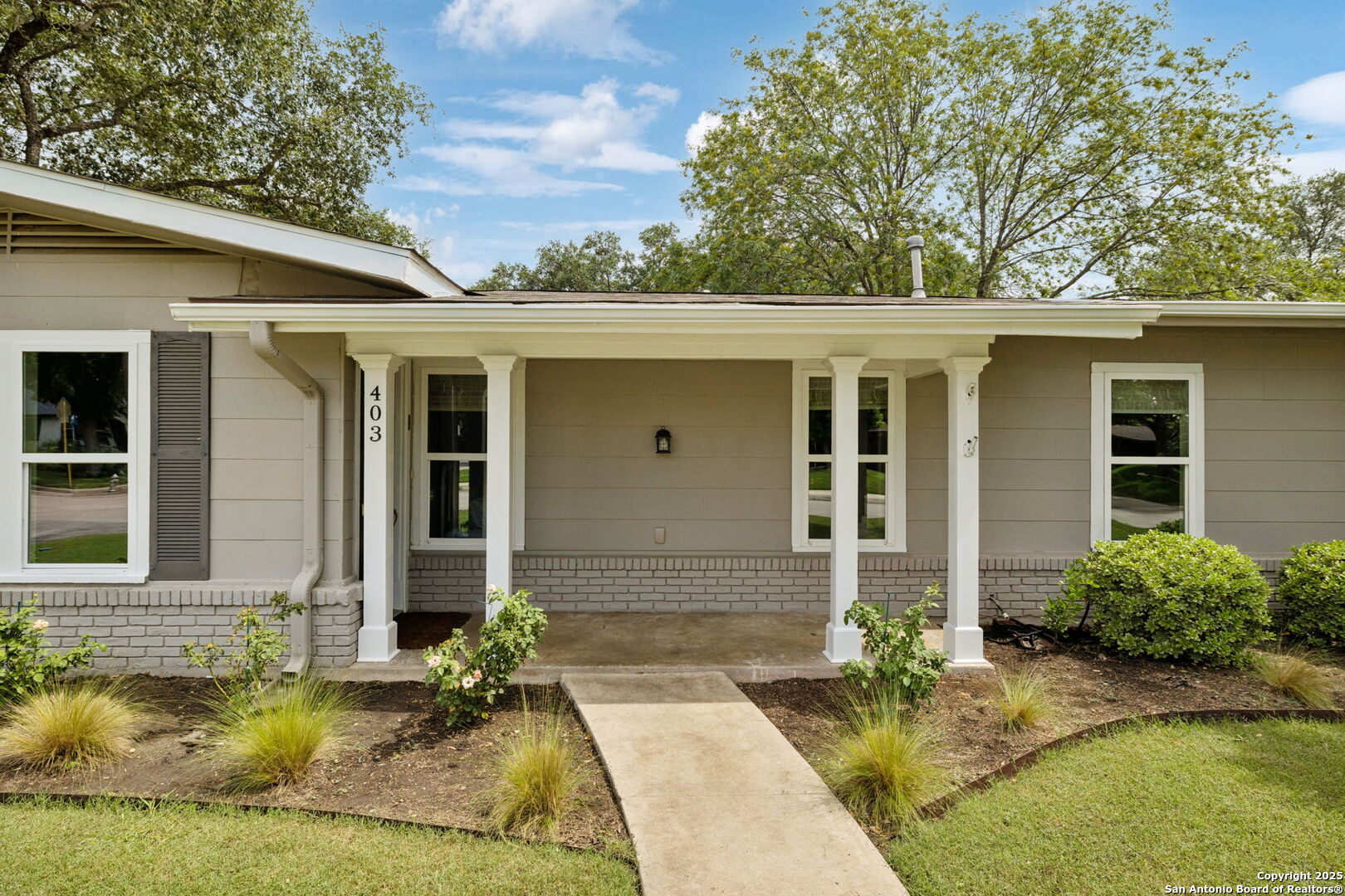 403 Larkwood