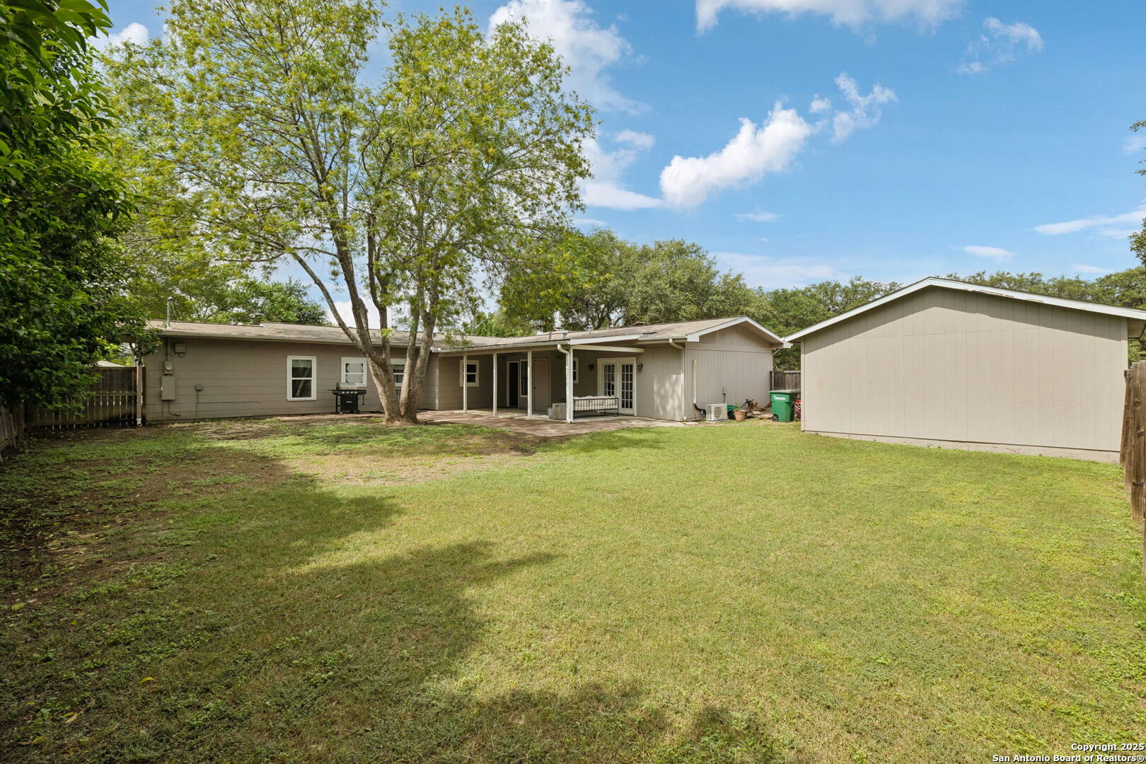 403 Larkwood