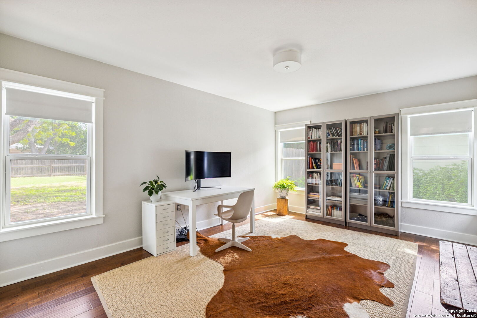 403 Larkwood