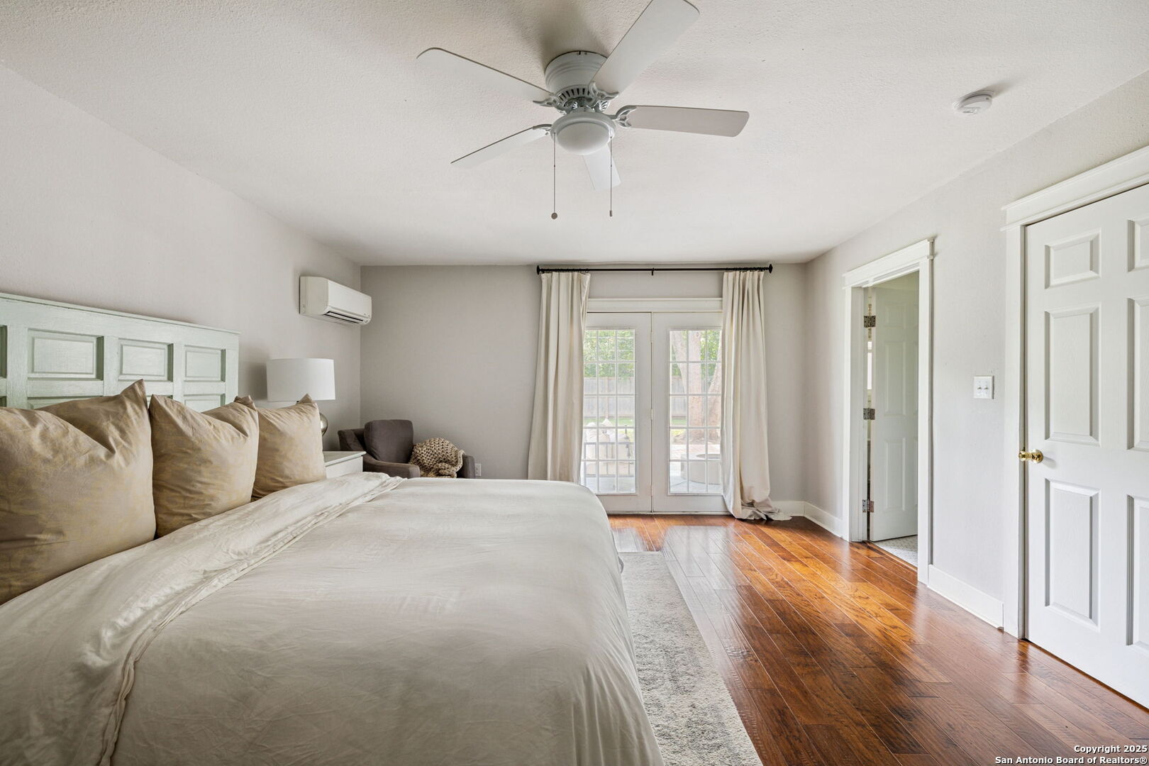 403 Larkwood