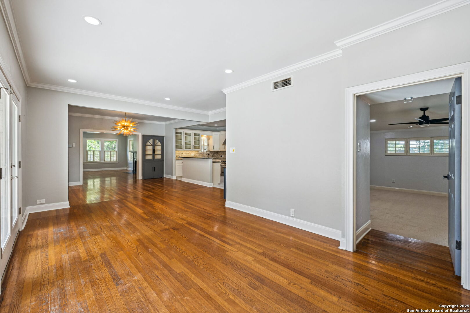 102 Nacogdoches