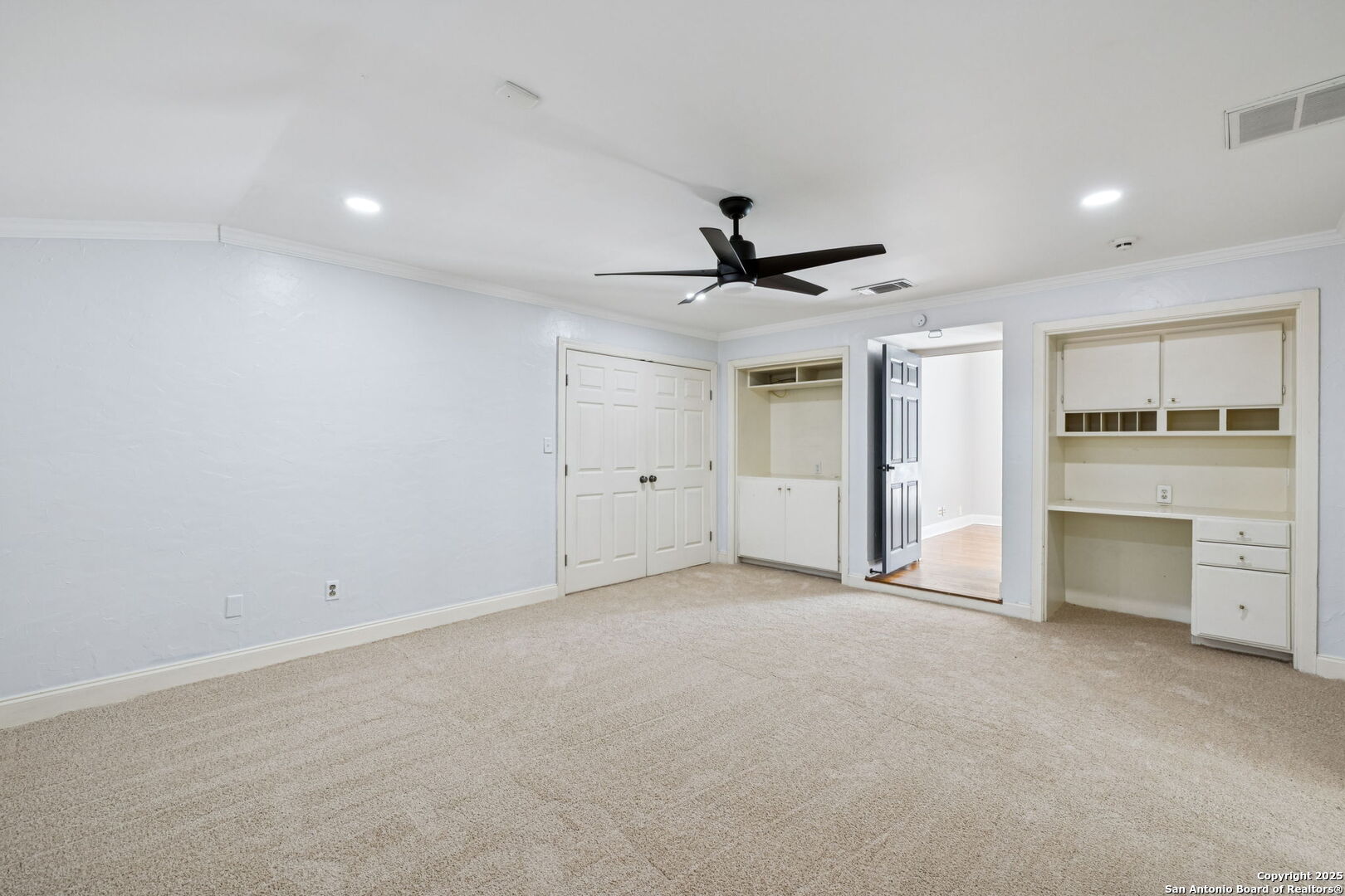 102 Nacogdoches
