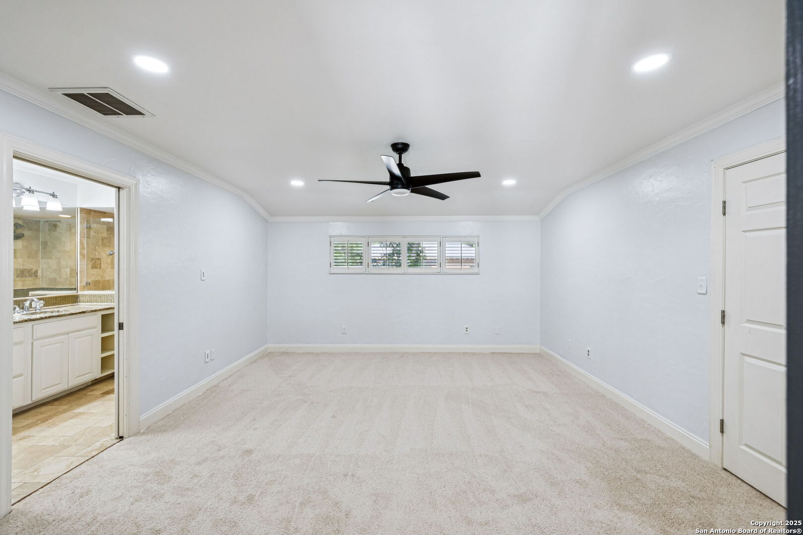 102 Nacogdoches