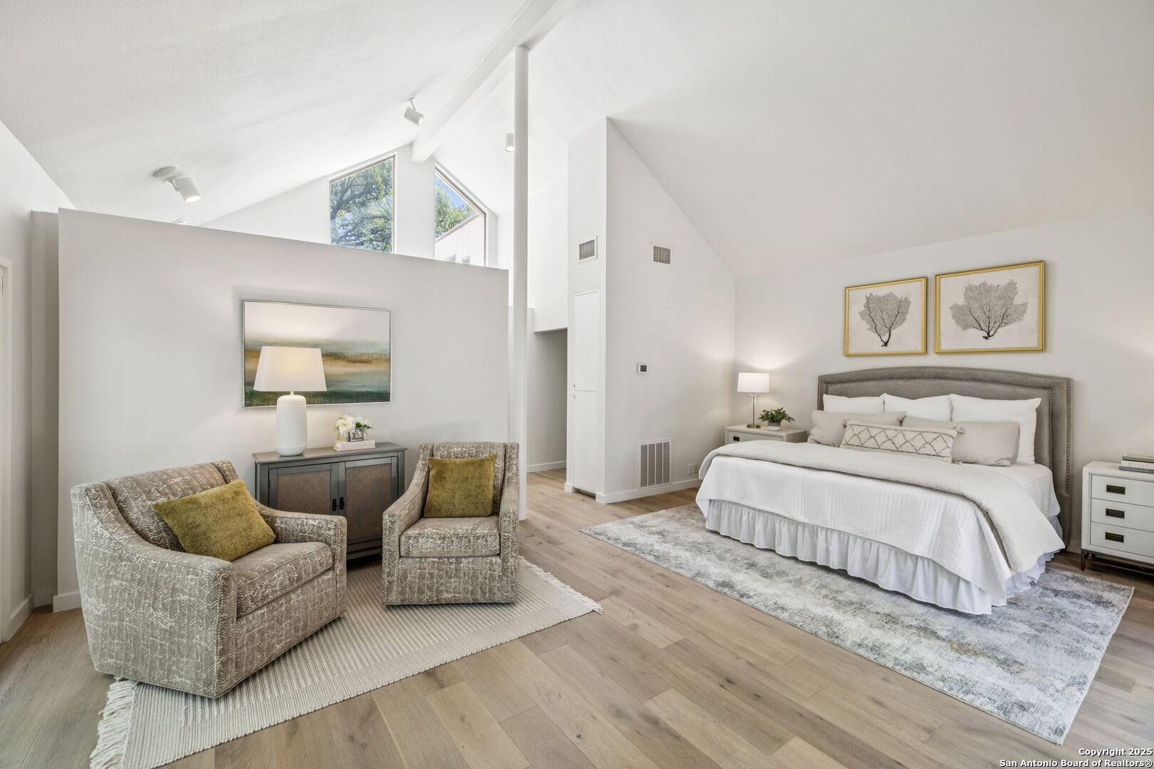 40 Oakwell Farms Pkwy