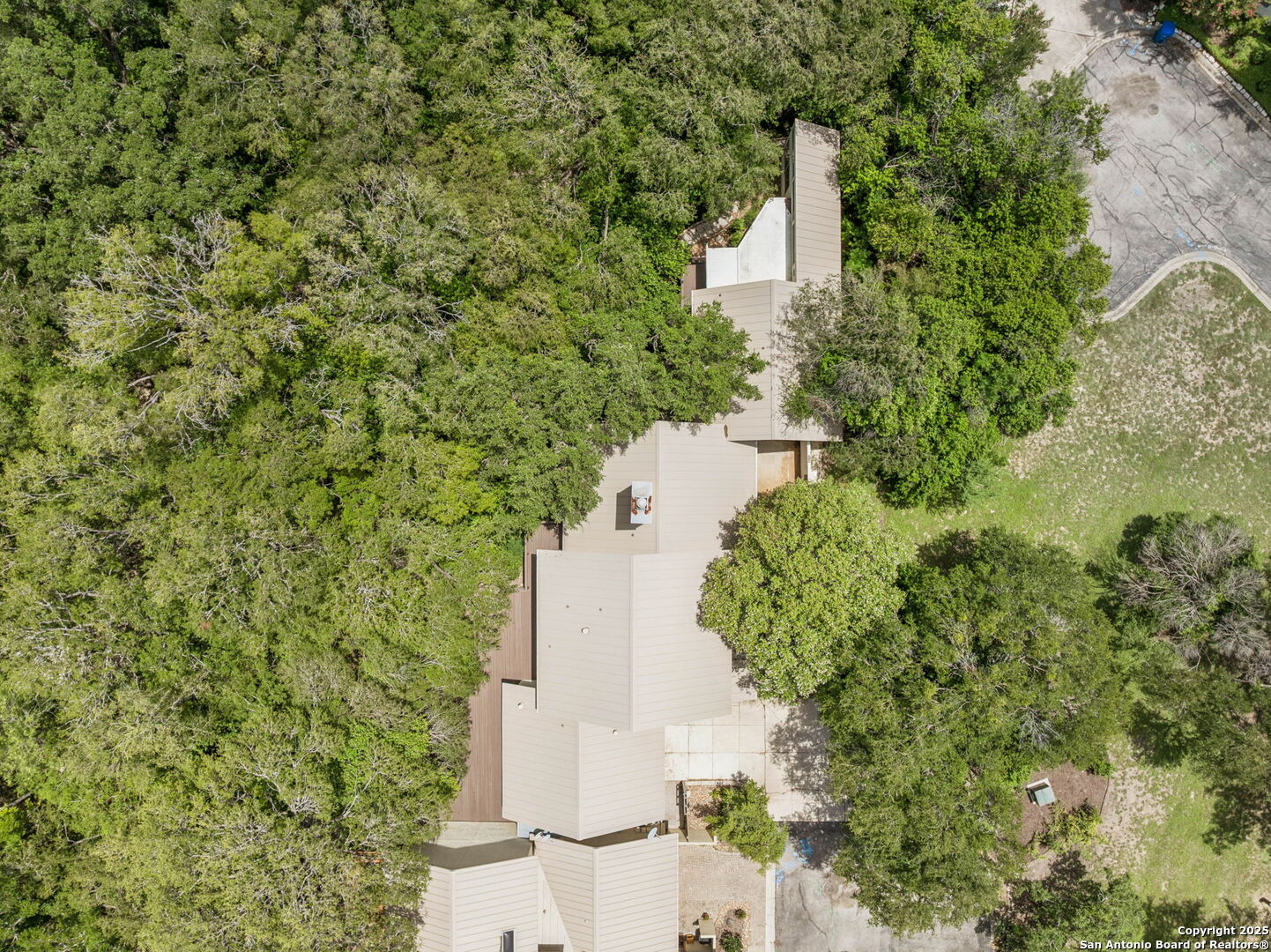 40 Oakwell Farms Pkwy